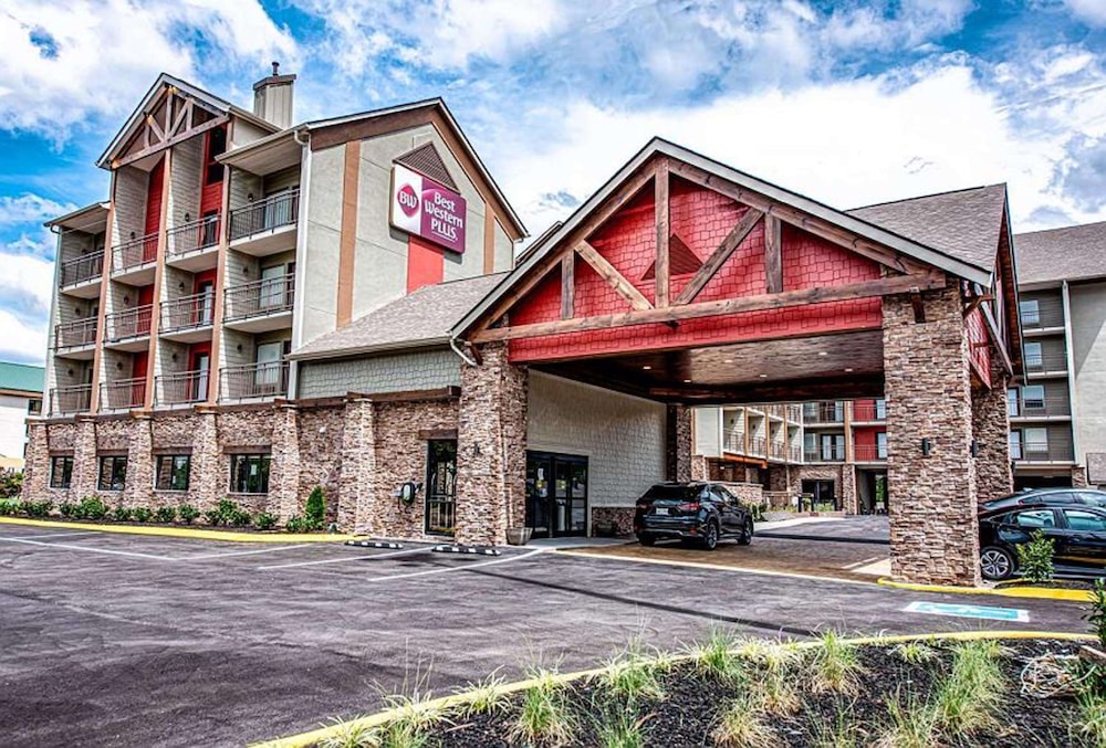 Best Western Plus Apple Valley Lodge Pigeon Forge 1/32