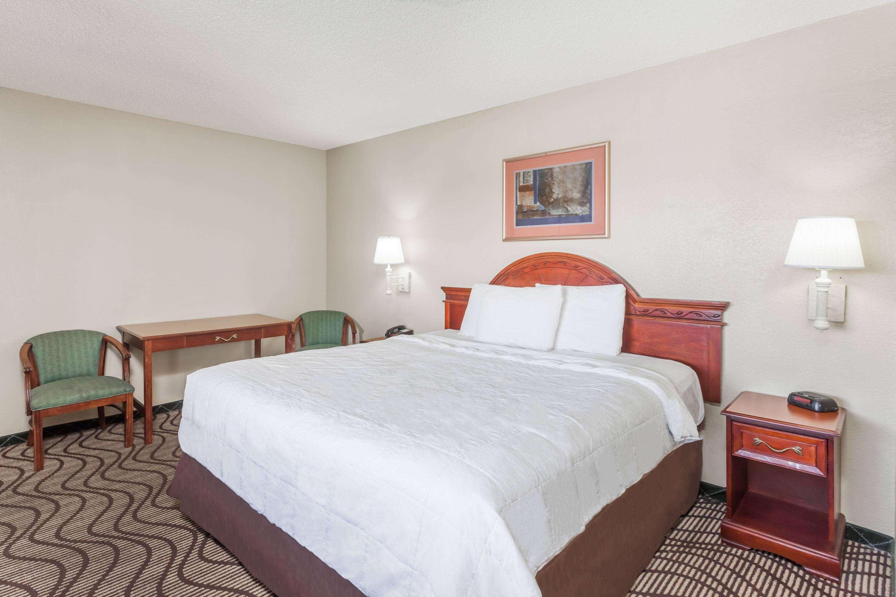 Tri City Inn 7/15
