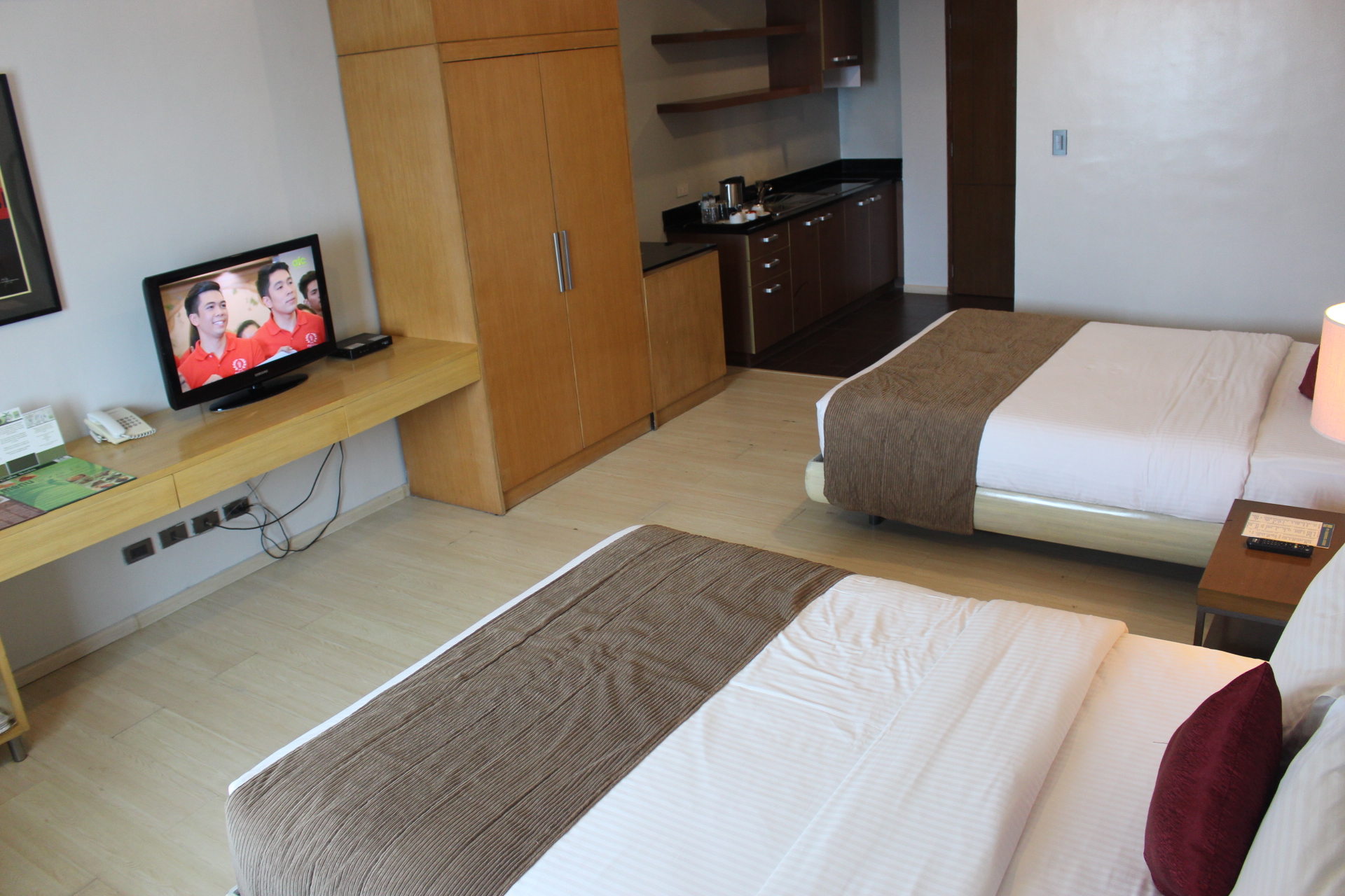La Mirada Hotel 20/37