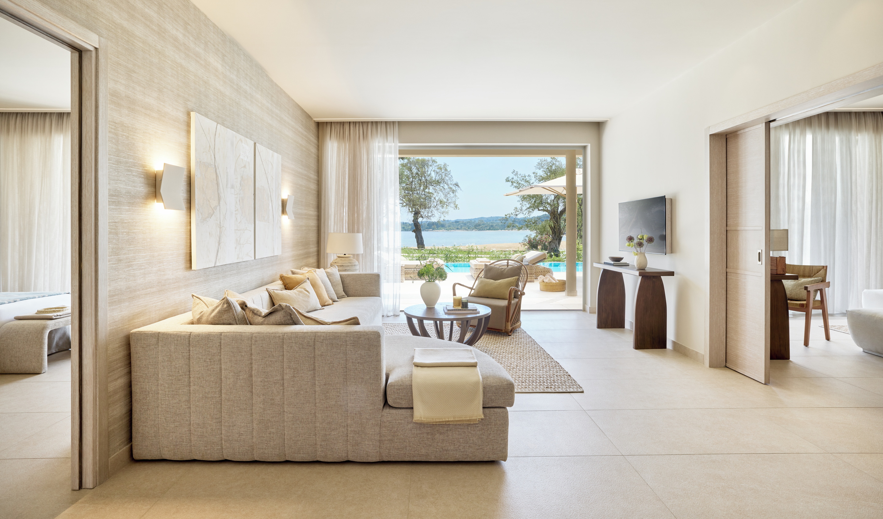 2 Bedrooms, Garden, Deluxe, Suite, Bungalow, Sea View, Private Garden