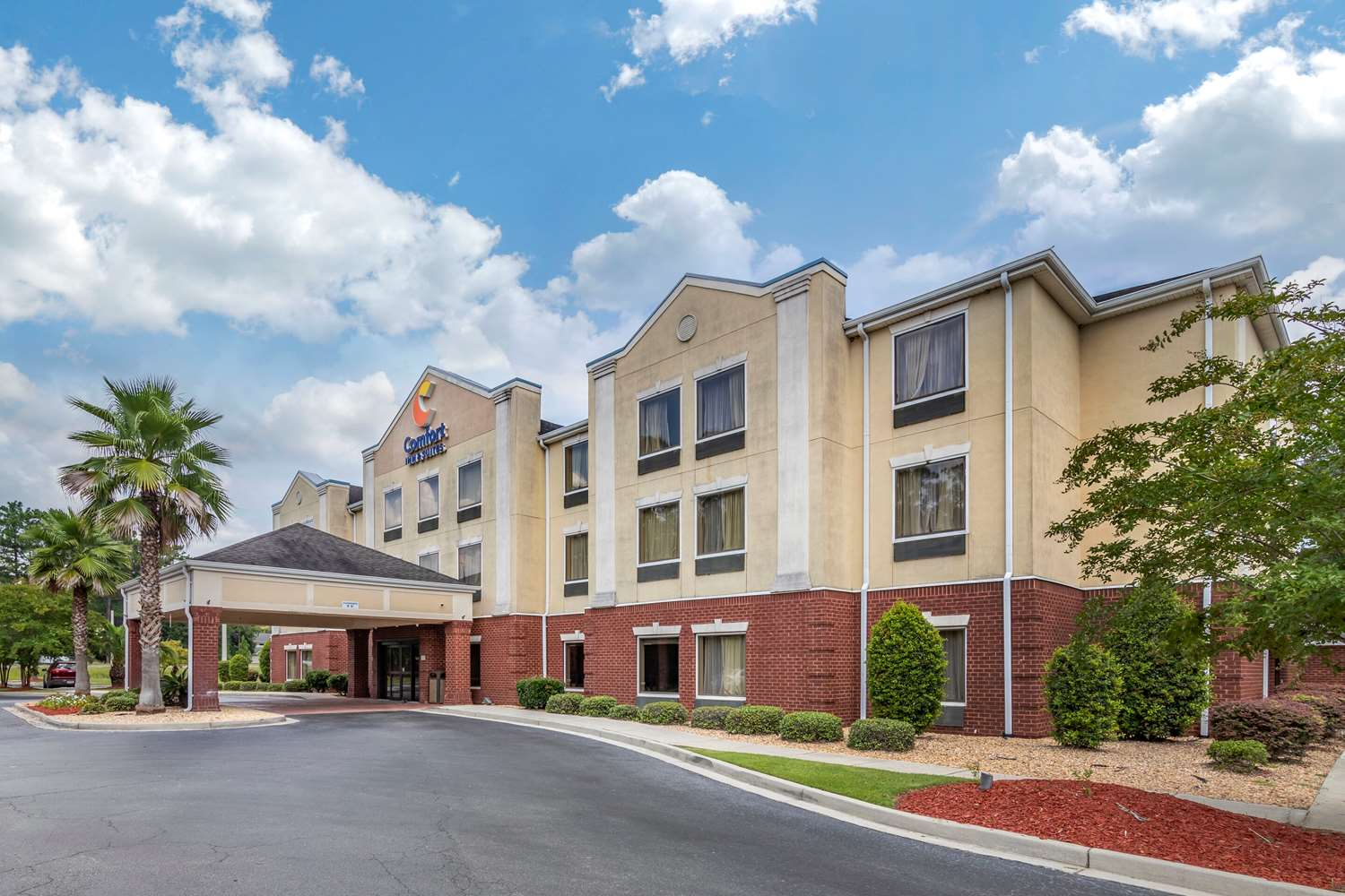 Comfort Inn Suites Statesboro 30/34
