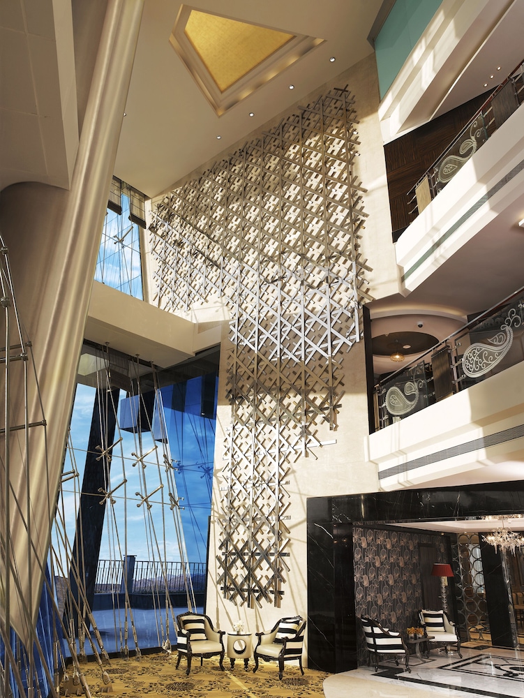Sofitel Mumbai BKC 47/77