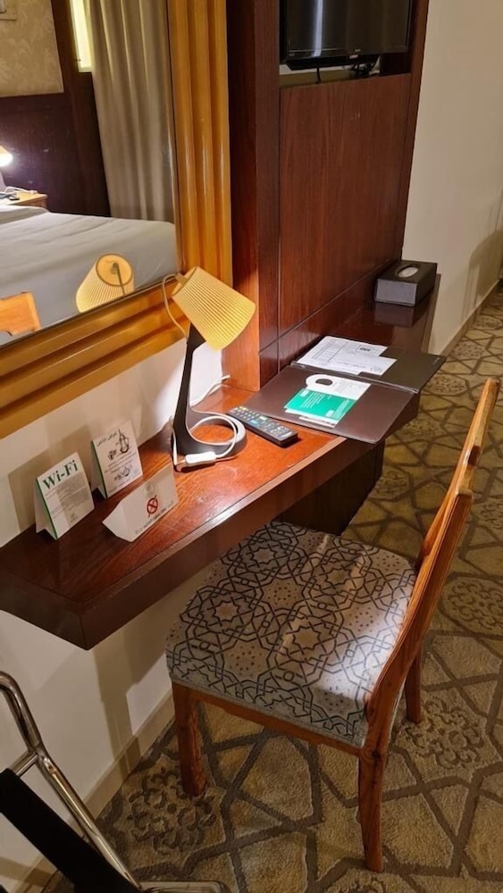 فندق جوار المدينة الفندقية(Jiwar Al Madina Hotel) 42/50