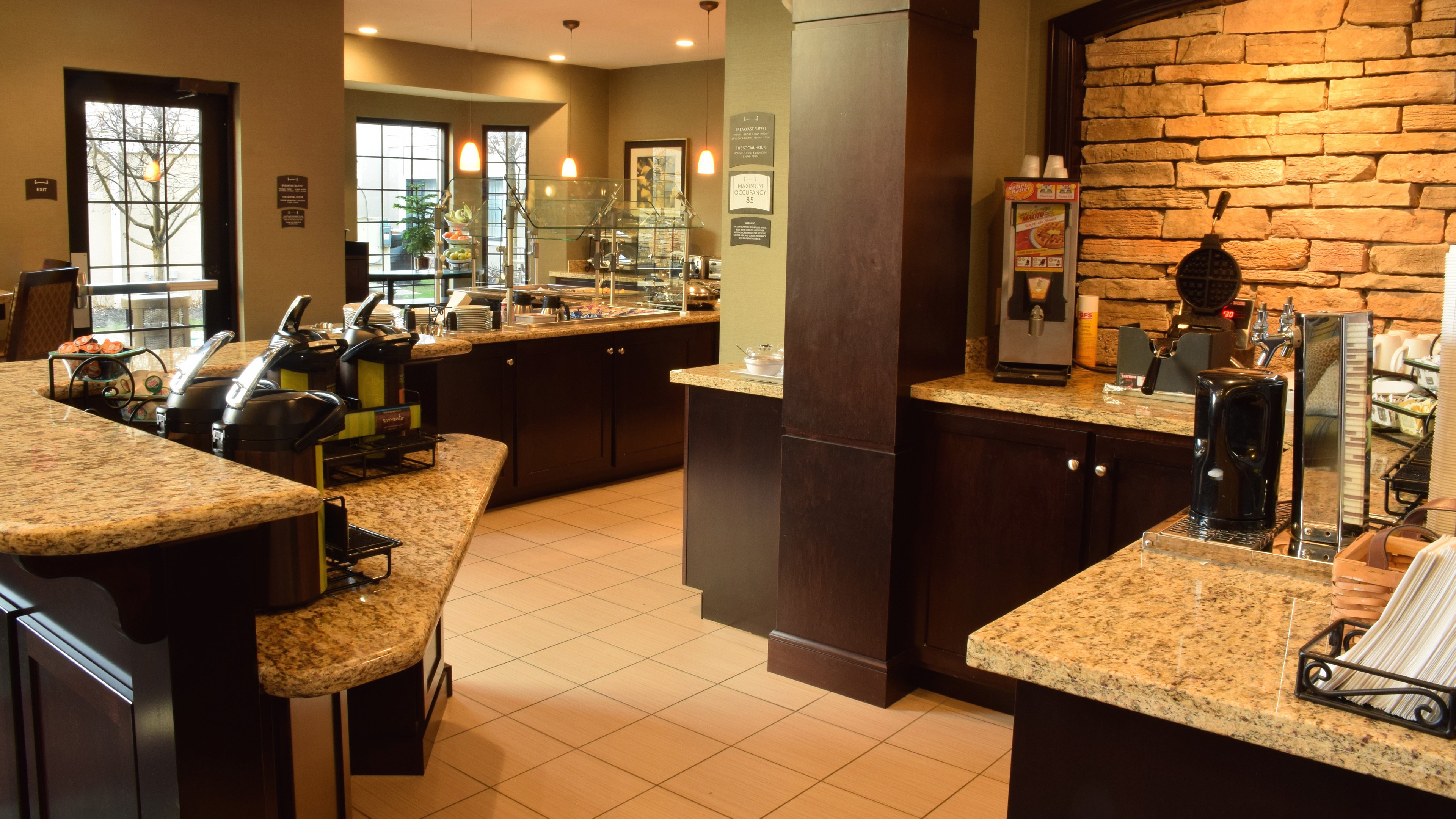 Staybridge Suites Cincinnati North Oh 58/69