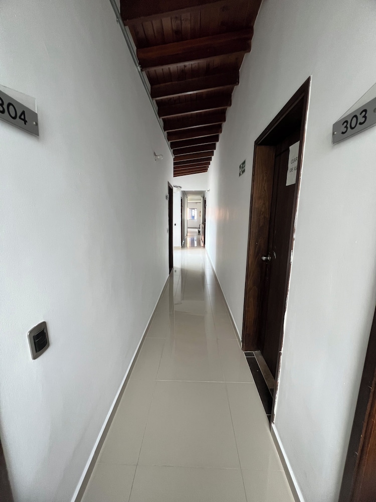 Hotel Jardin de Laureles Medellin 14/28