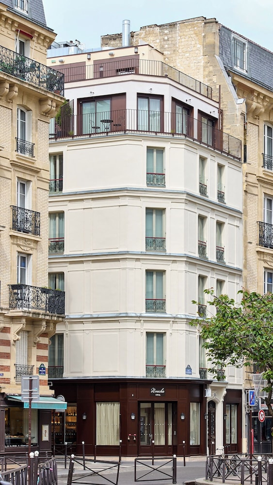 Hotel Noucha in PARIS