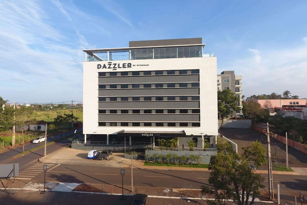Dazzler by Wyndham Ciudad del Este 3/62