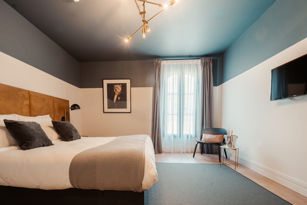 The Barrister Hotel 12/36