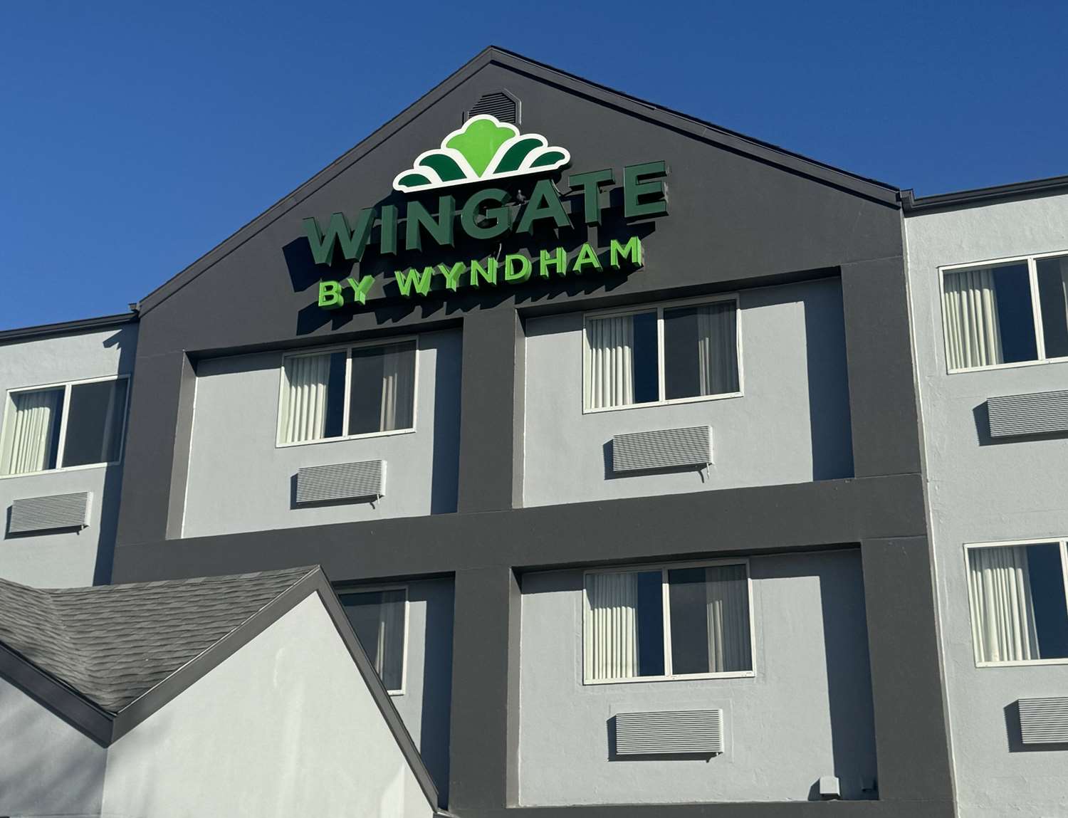 Wingate By Wyndham Sioux City 3/16