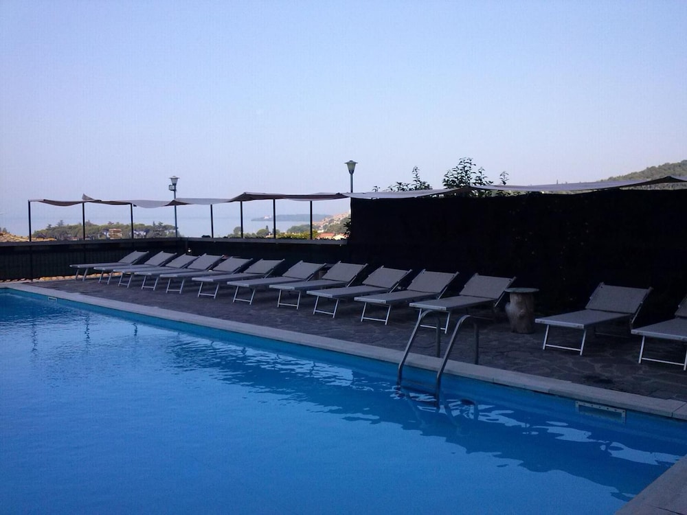 Hotel Cavalieri 21/50