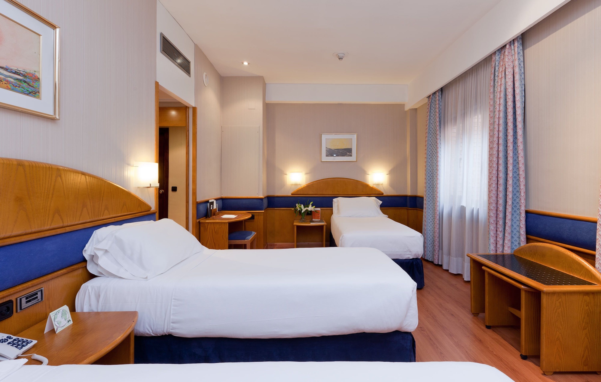 Standard, Triple, Double Bed, with Child Extra Bed, Sofa