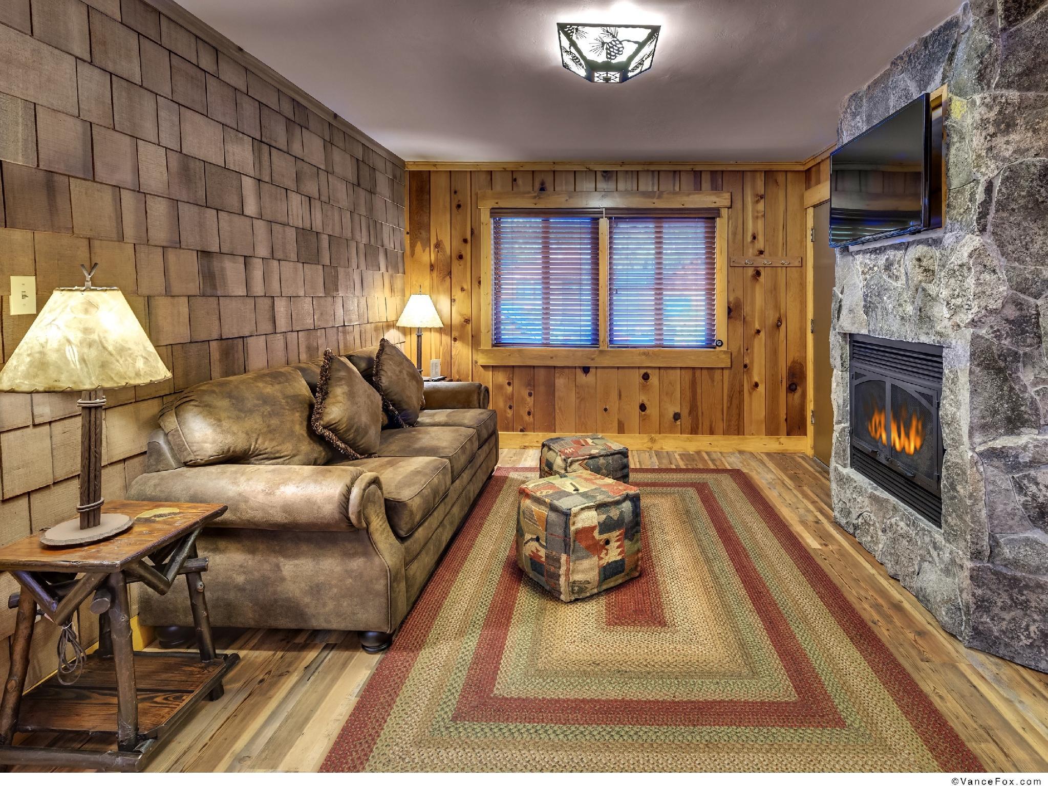 Cedar Glen Lodge 27/52
