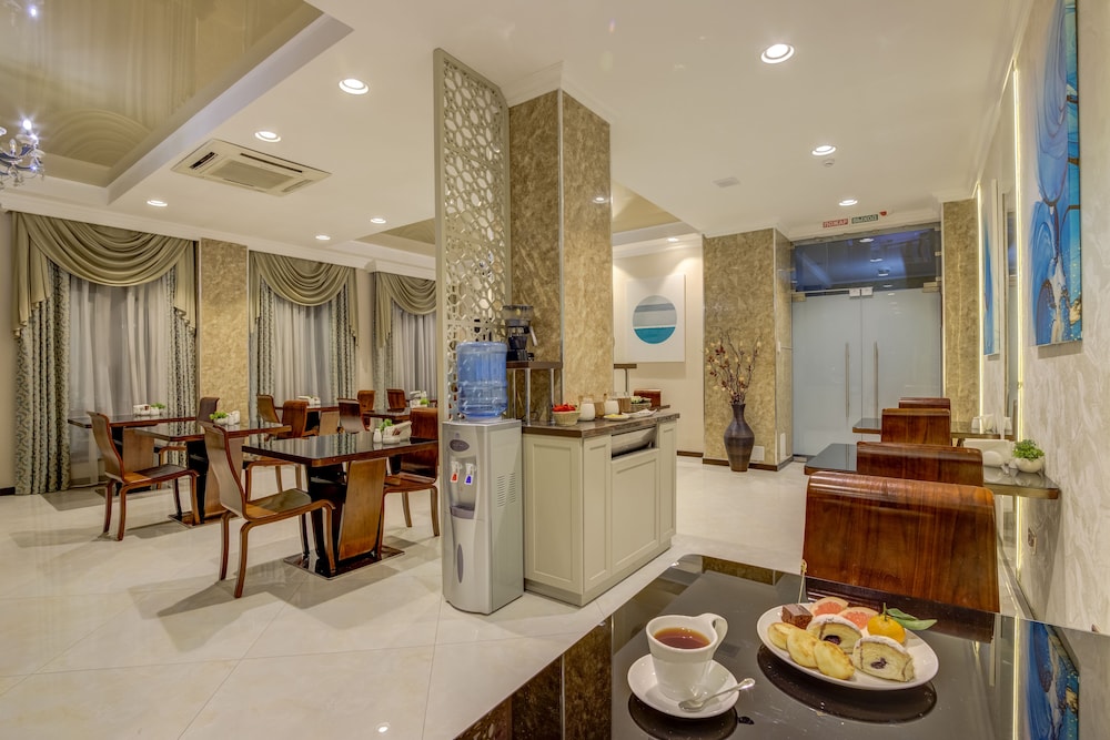 Hotel Lulu 37/44