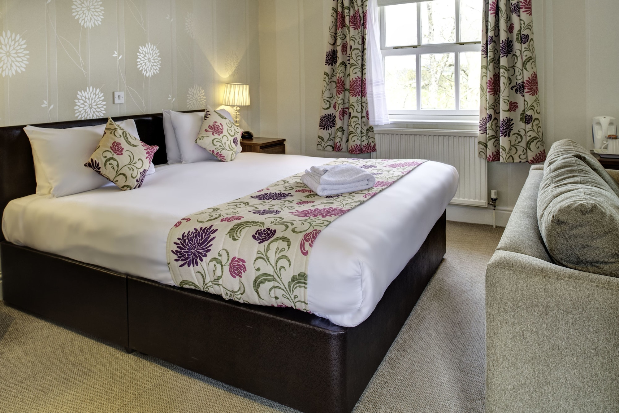 Executive, King Bed