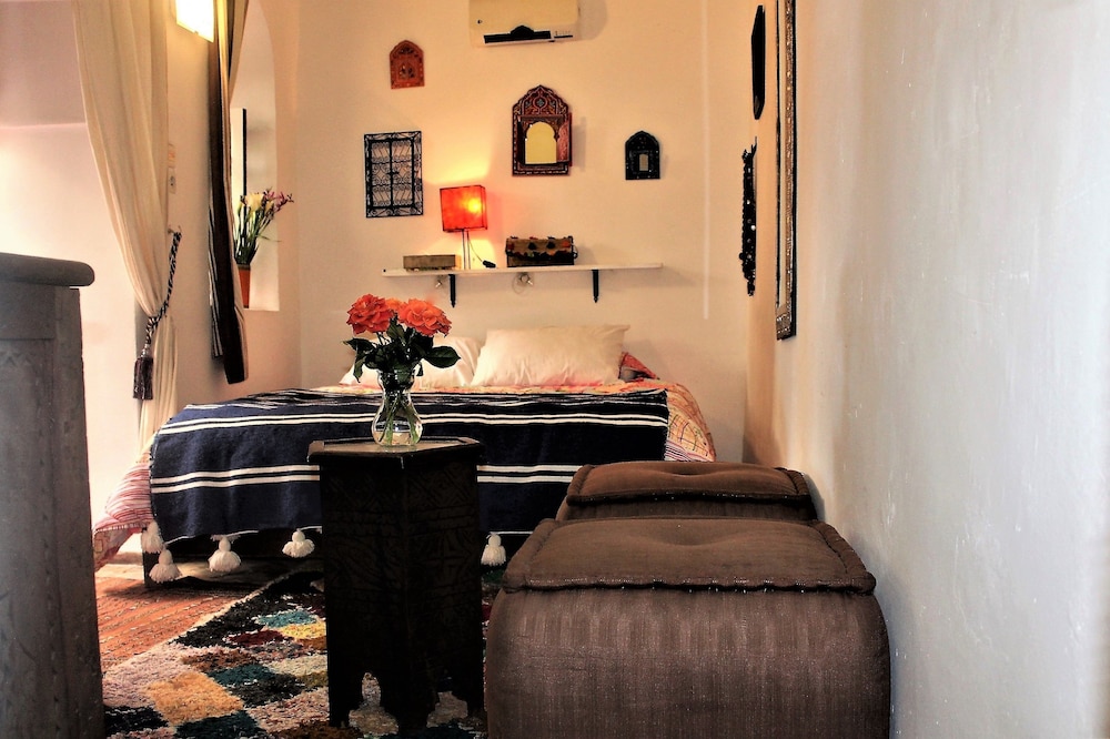 Riad Al Amine 20/30