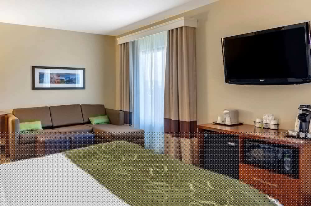 Comfort Suites Helena Airport 5/36
