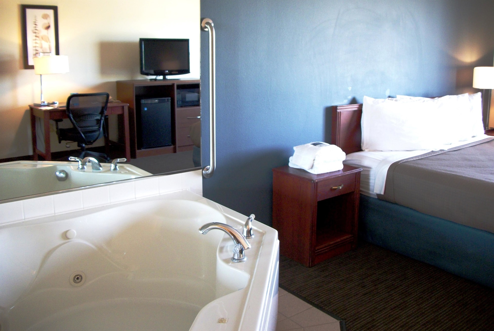 Superior, Suite, King Bed