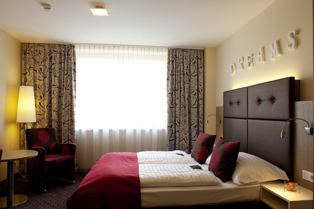 Boutiquehotel Stadthalle 23/75