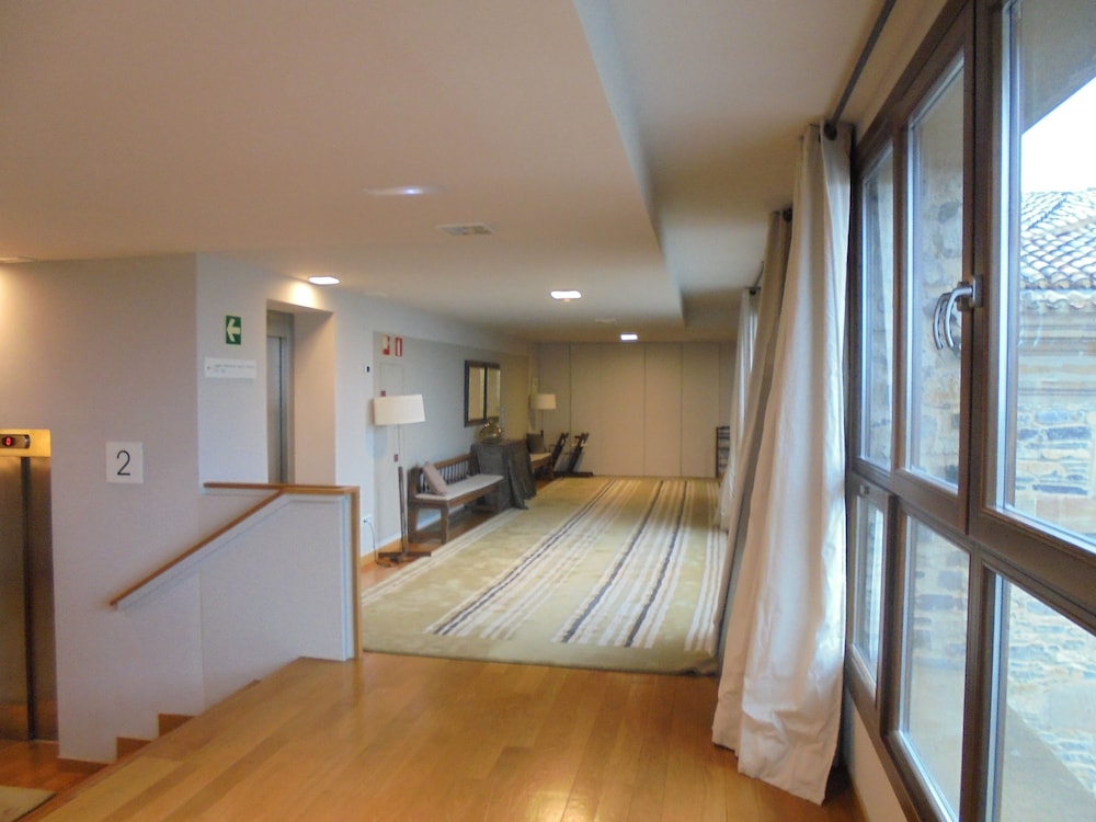 Parador De Argomaniz 28/60