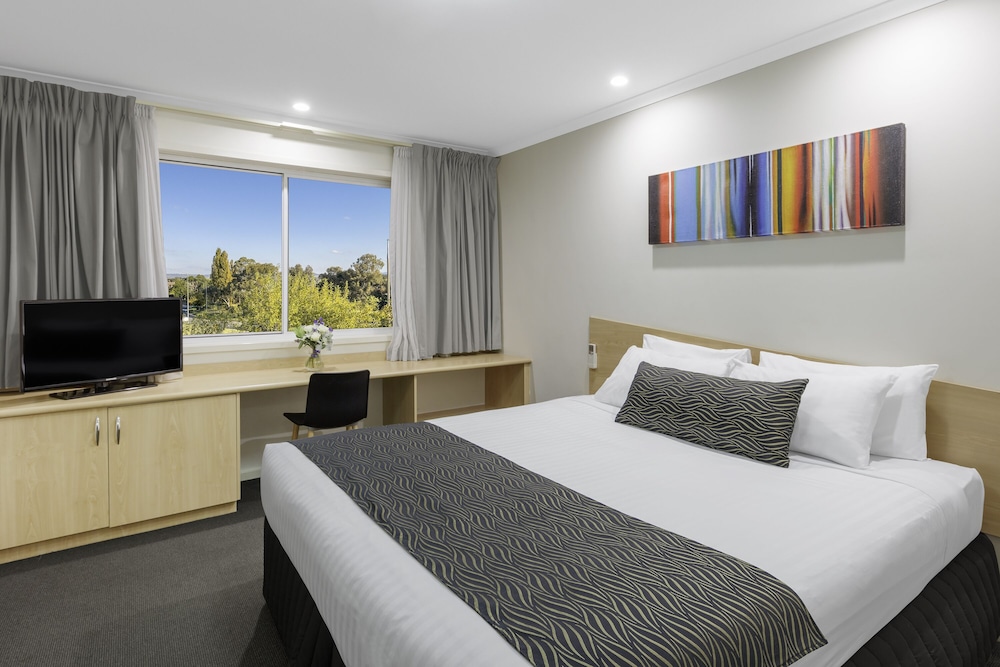 Ramada Encore by Wyndham Belconnen Canberra 13/38