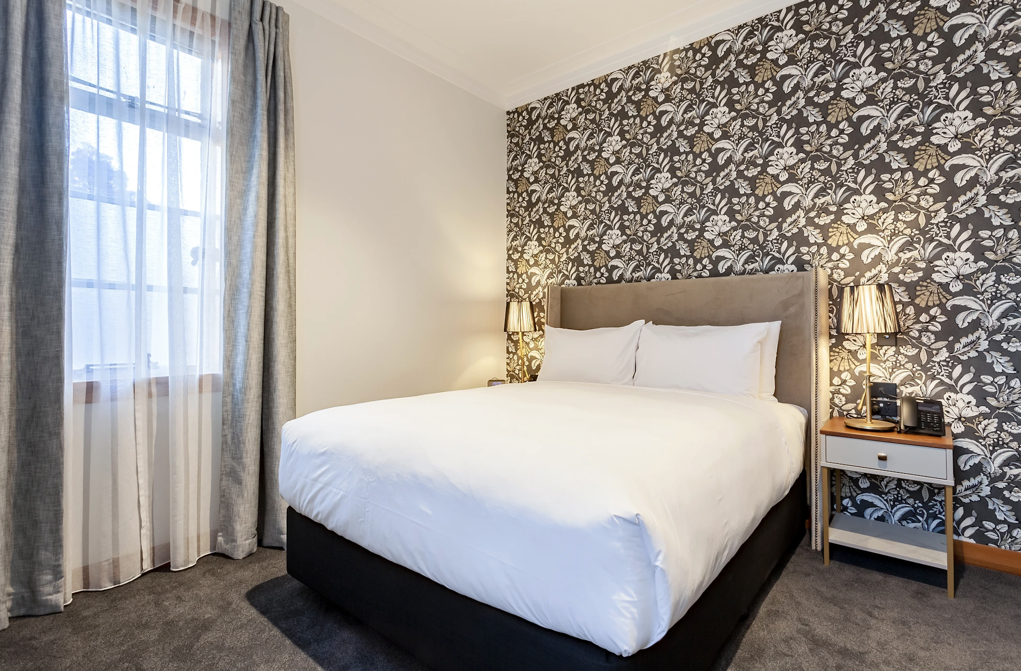 Wigram Hotel 4/11