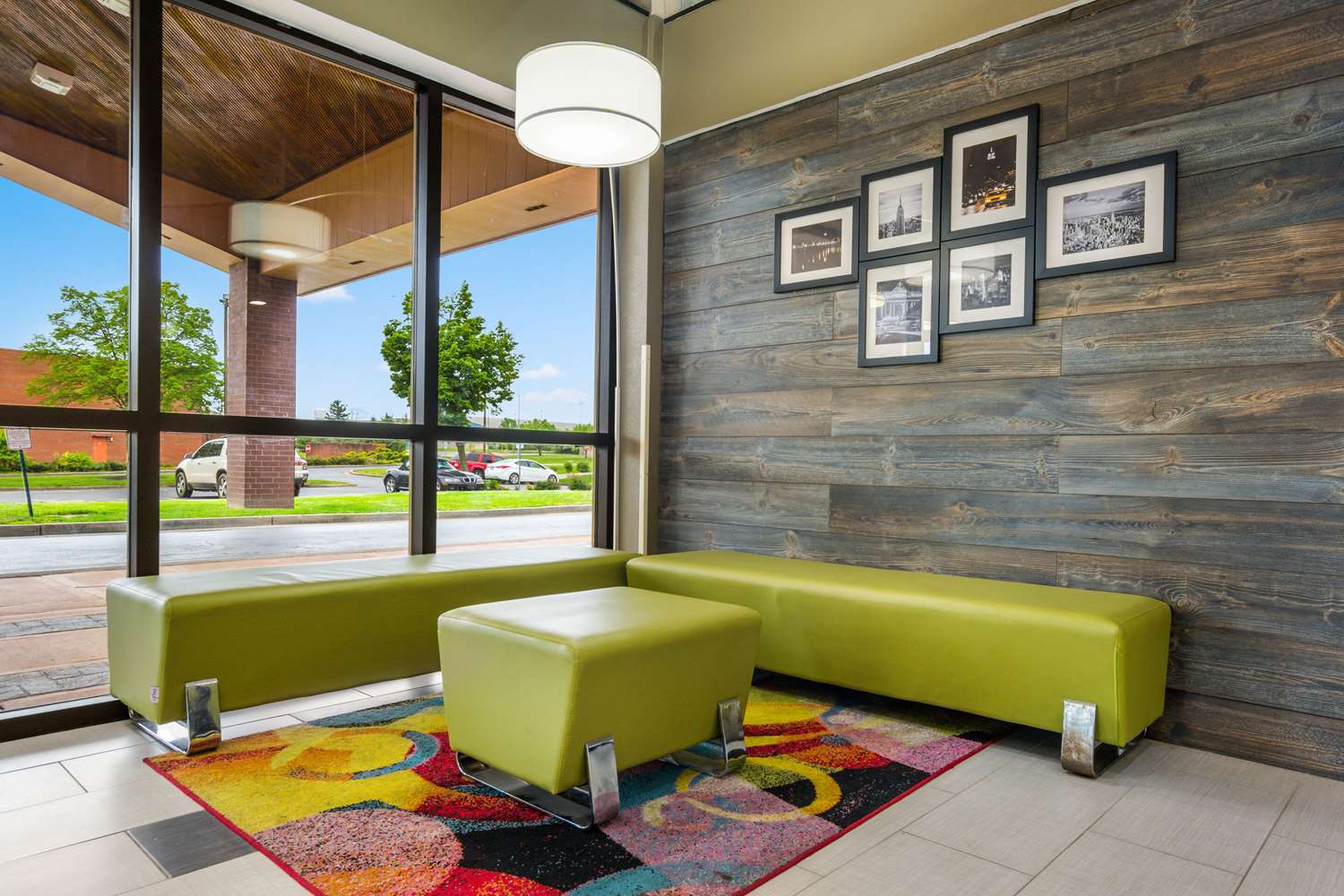 Quality Inn and Suites Florence Cincinnati South 45/48
