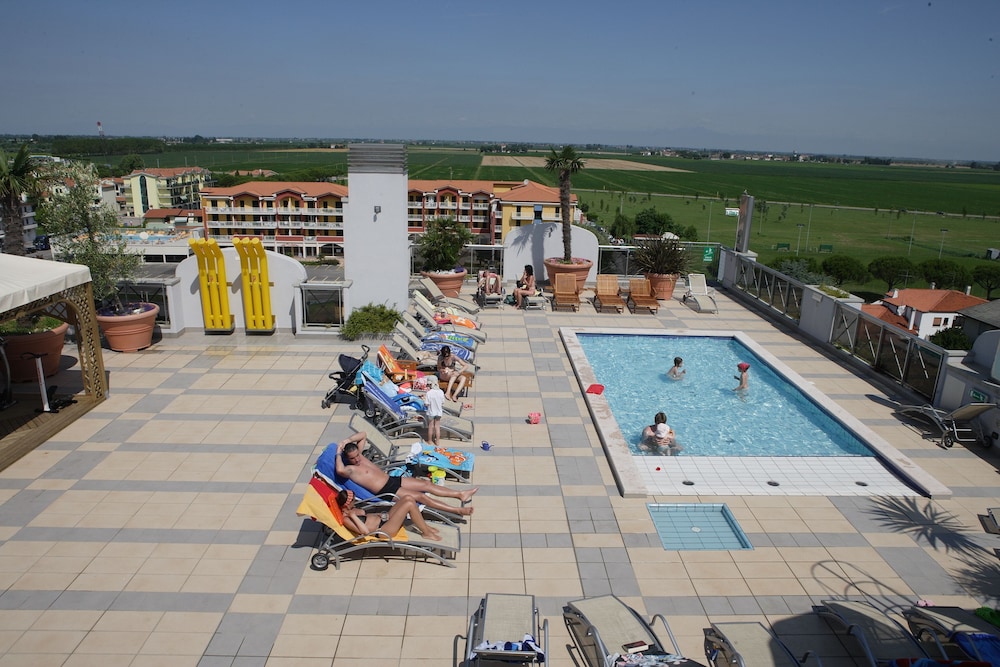 Eraclea Palace Hotel 38/77