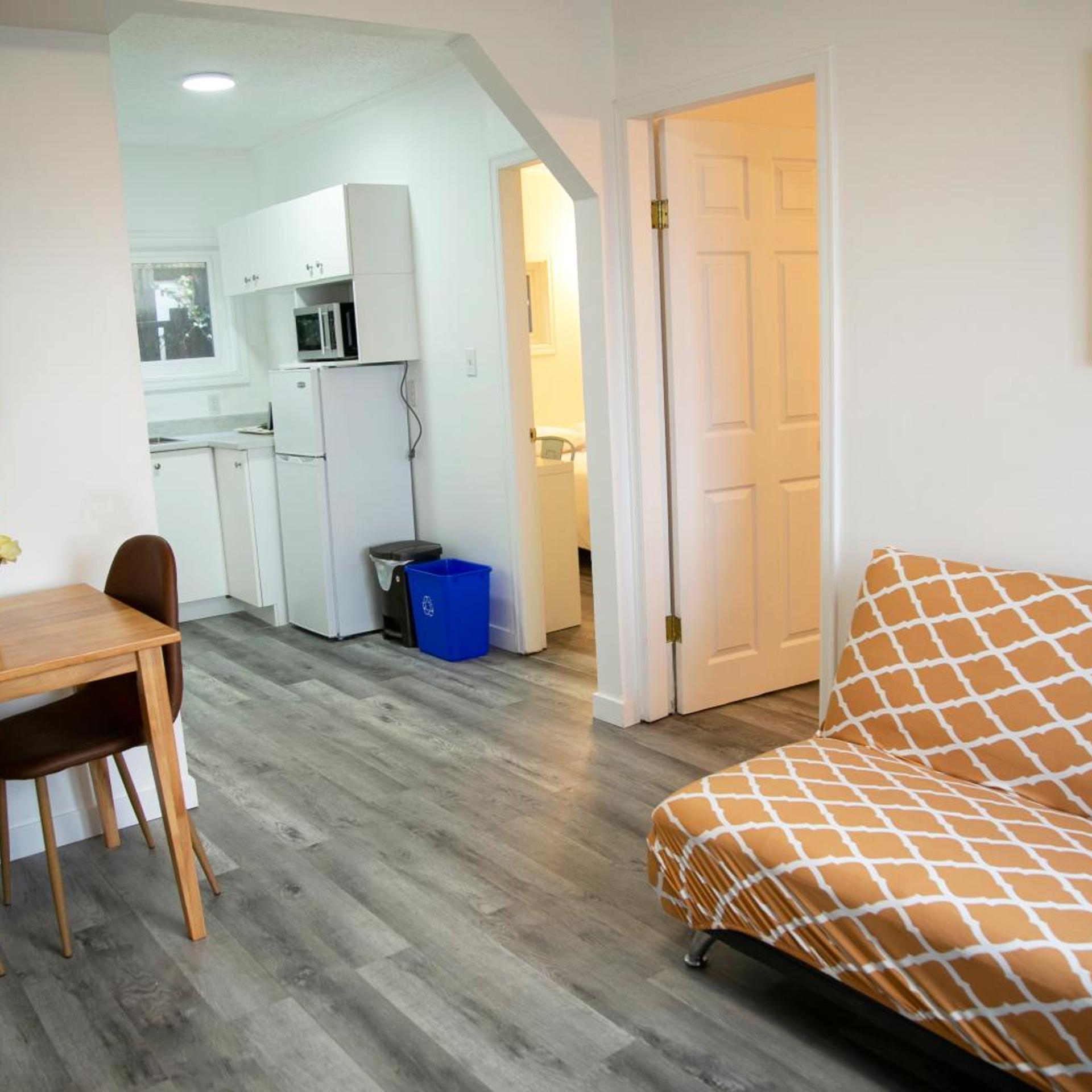 Westview Centre Motel 30/50