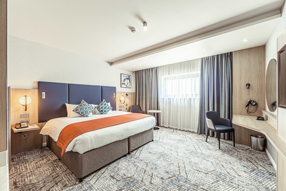 Super, Junior Suite, King Bed
