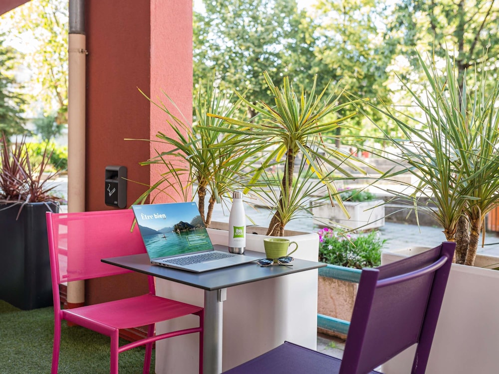 Ibis Styles Annecy Gare Centre 46/58