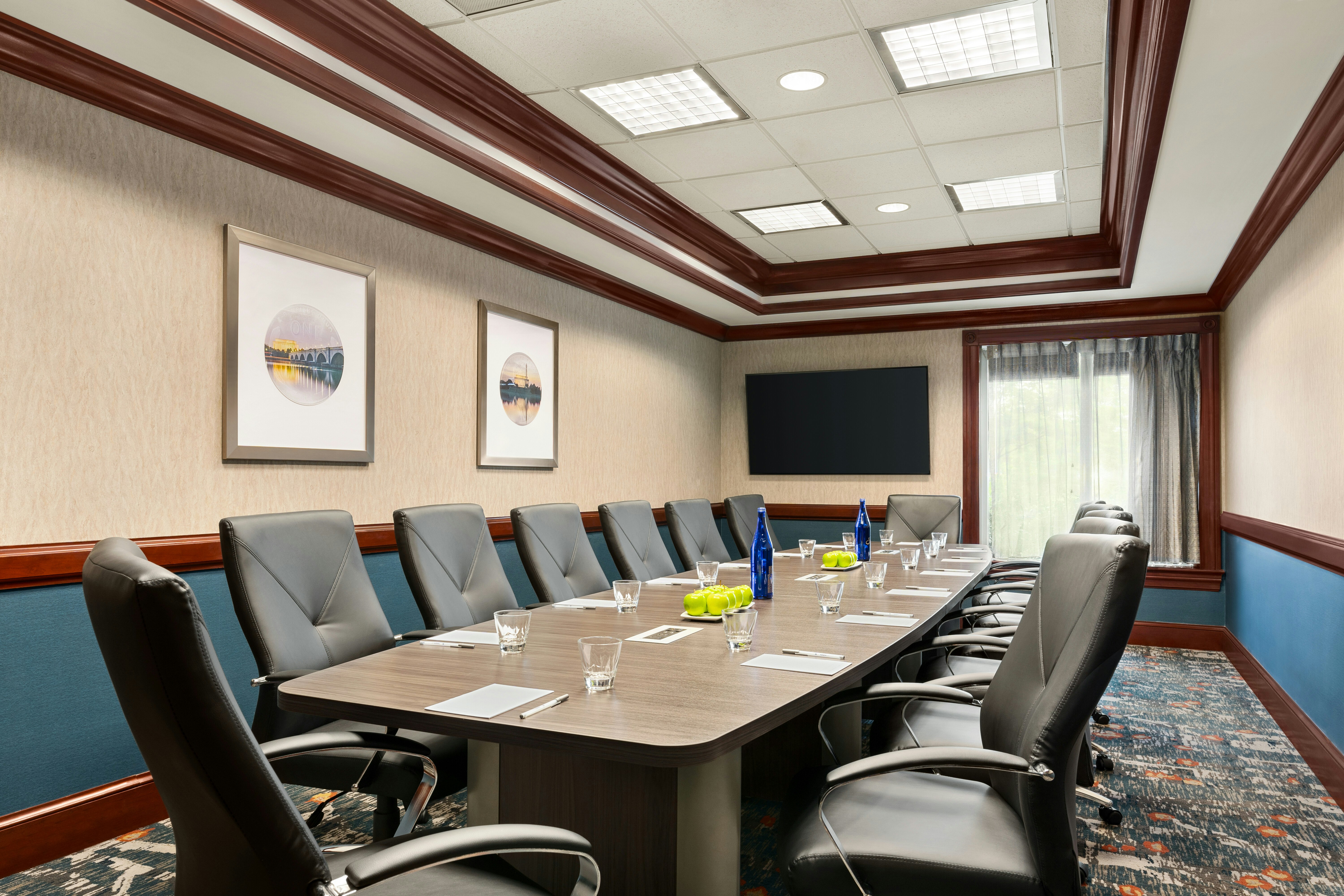 Hampton Inn Dulles-Cascades 15/18