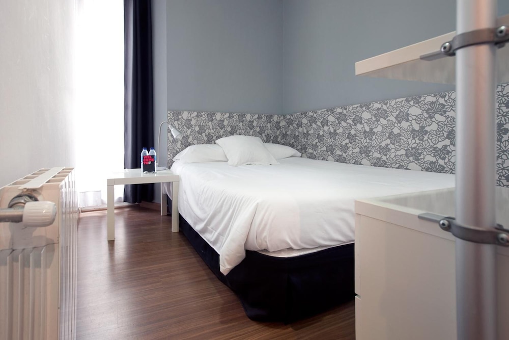 Hostal Nitzs 13/30