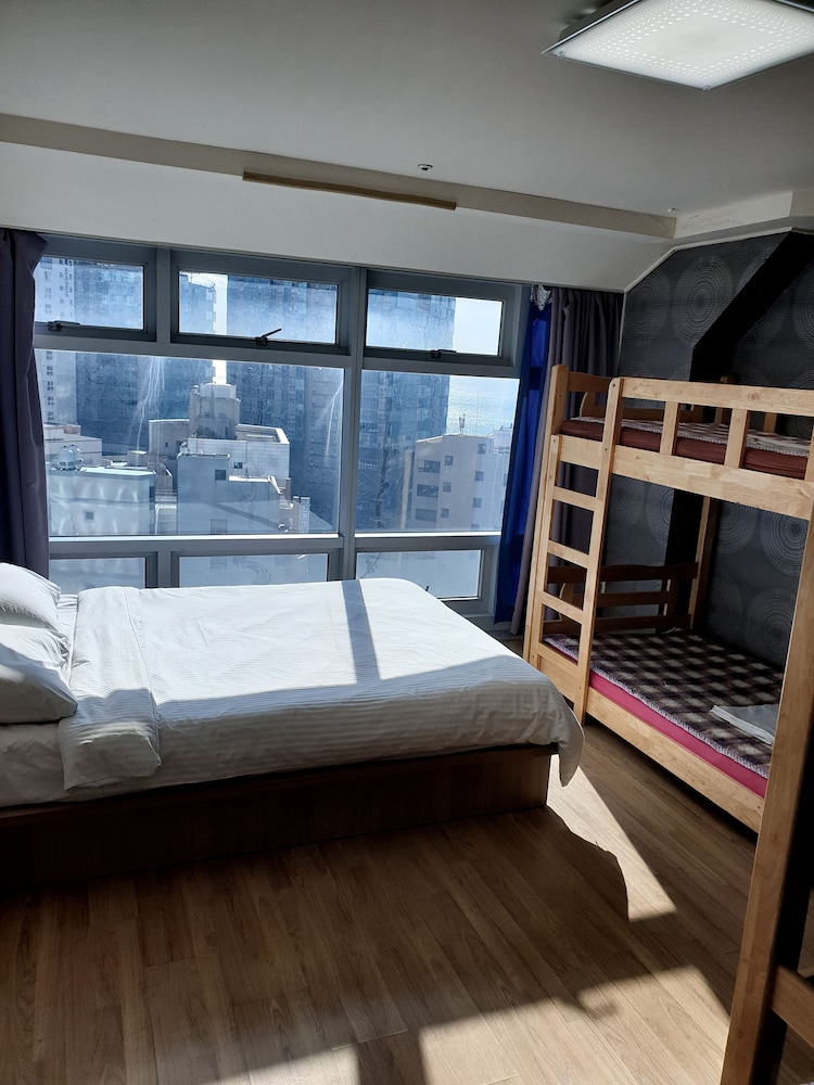 Popcorn Hostel Haeundae 30/60
