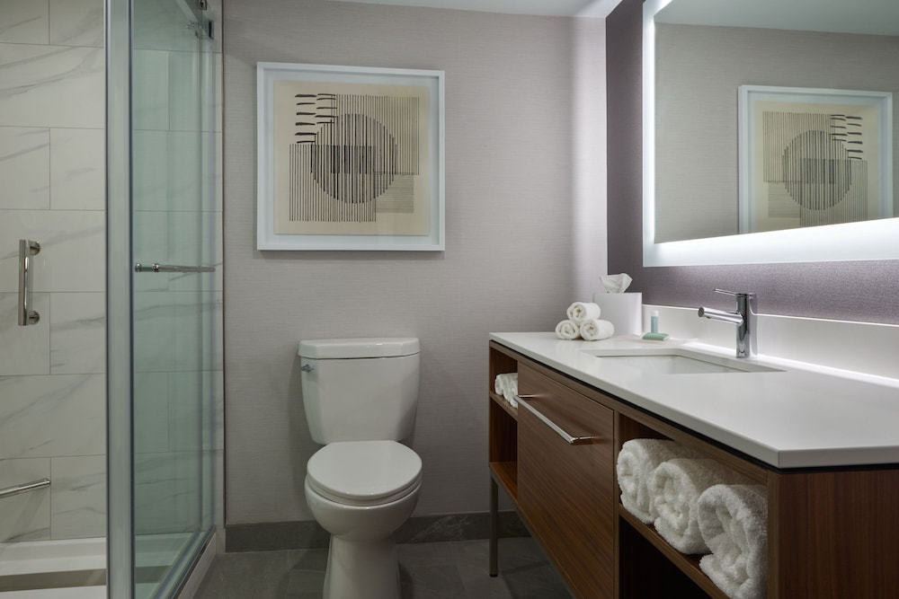 Courtyard by Marriott Kitchener 51/52