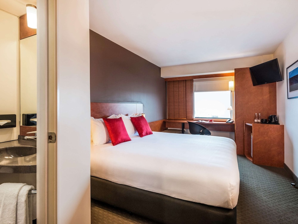 IBIS CHRISTCHURCH 15/60