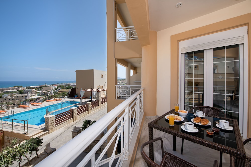 SUNRISE APARTMENTS CRETE 48/50