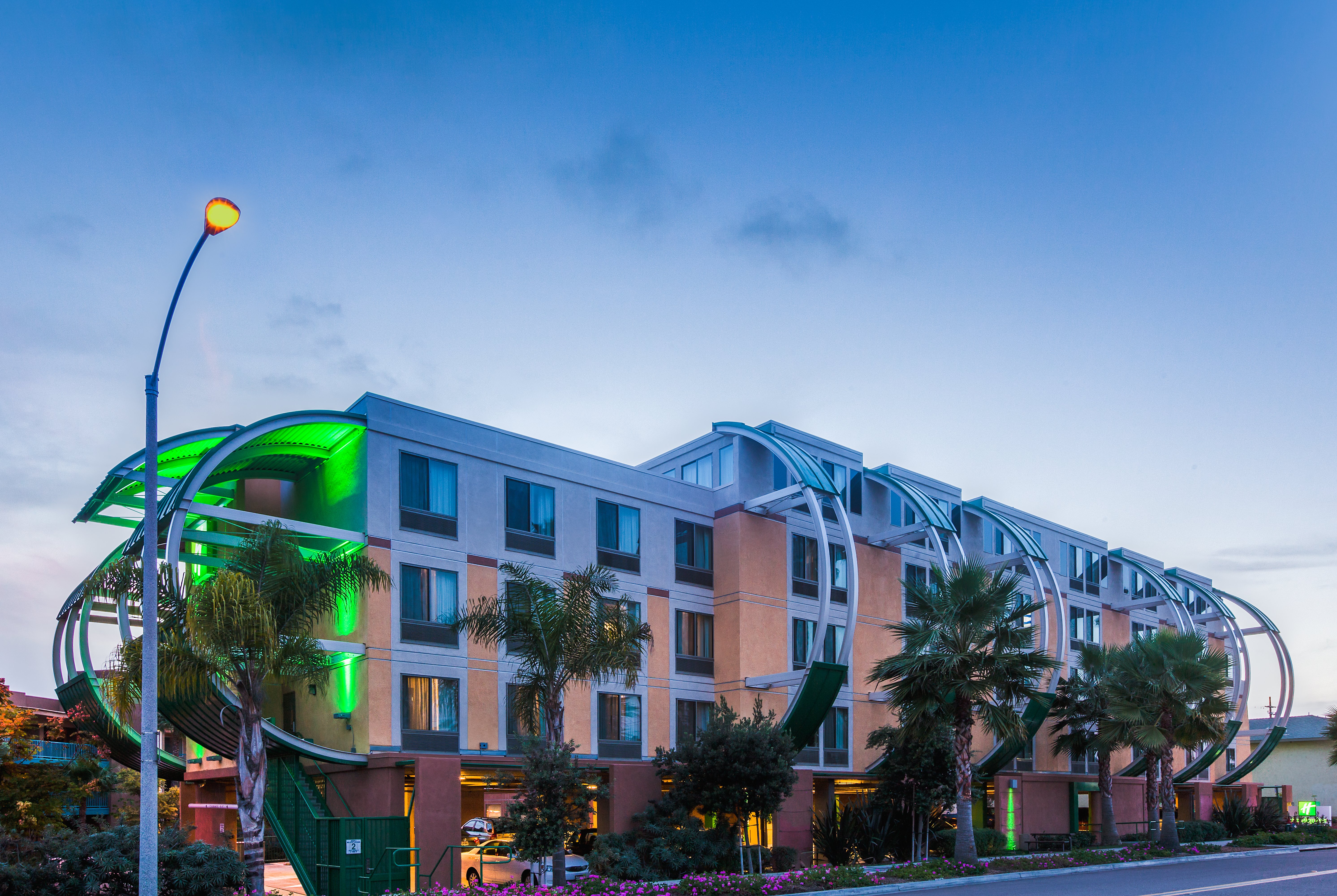 Holiday Inn Oceanside Camp Pendleton Area 2/41