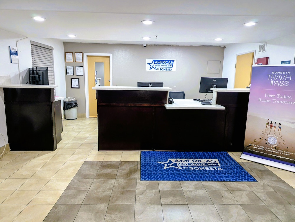 Americas Best Value Inn Apache Junction 8/56