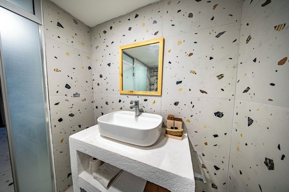 Thanos Hotel 43/50