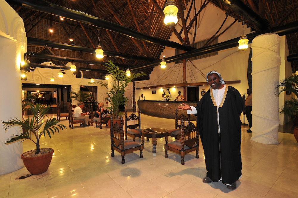 Southern Palms Beach Resort 34/54