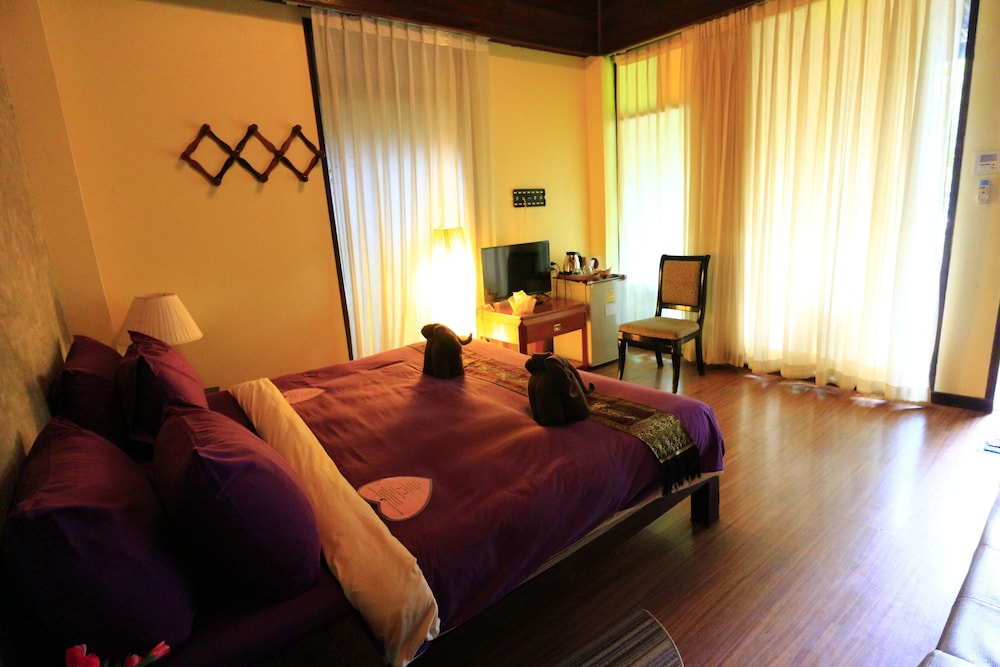 White Sand Beach Resort 42/74