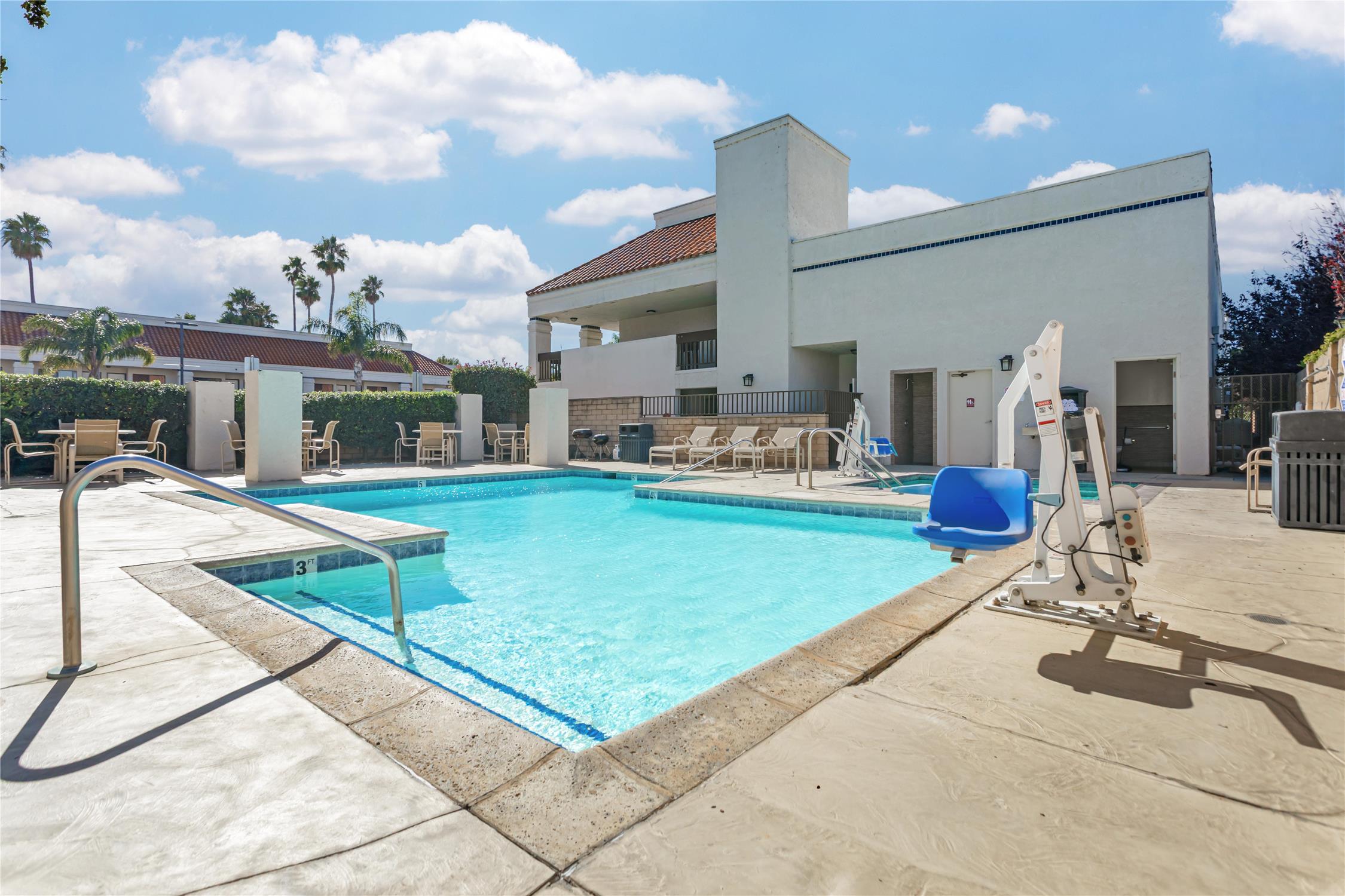 Best Western Plus Big America 19/20