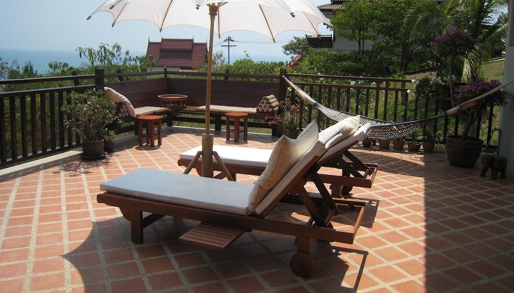 Baan Kantiang See Villa Resort 30/50