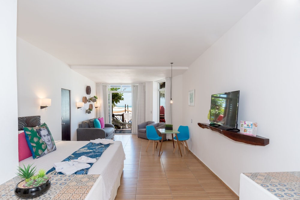 Mia Reef Isla Mujeres All Inclusive 48/66