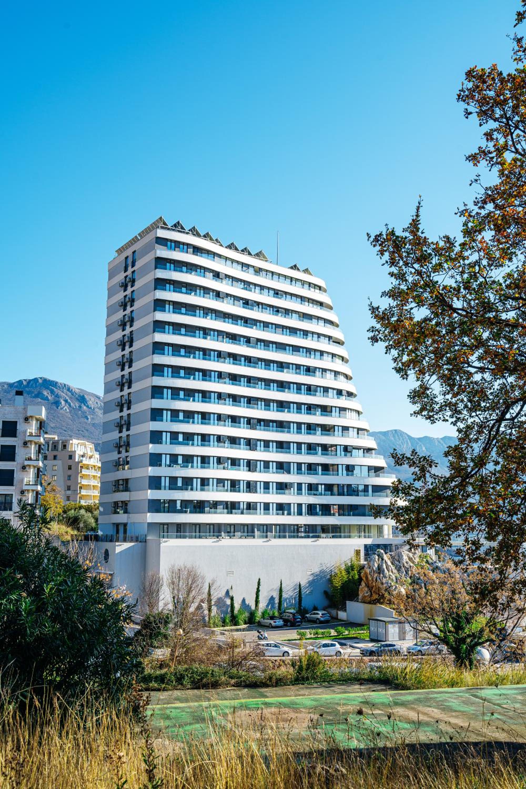 Skyline resort 2/19