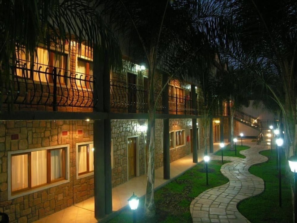 Chrismar Hotel Lusaka 62/68