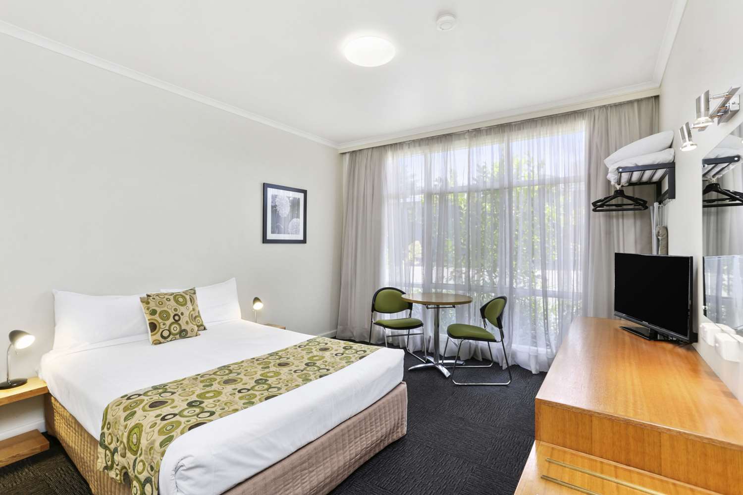 Room, Queen Bed