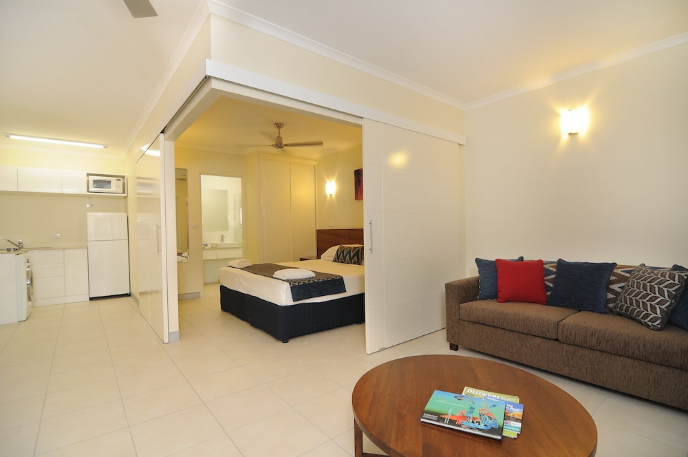 Cairns Queenslander 22/39