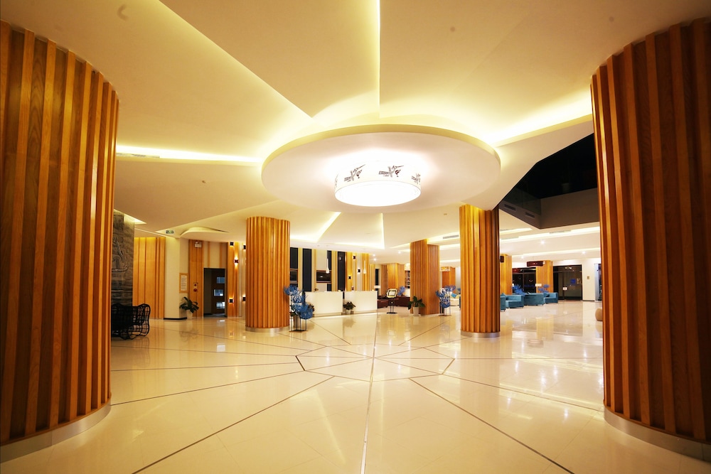 Dragon Sea Hotel Sam Son 9/95