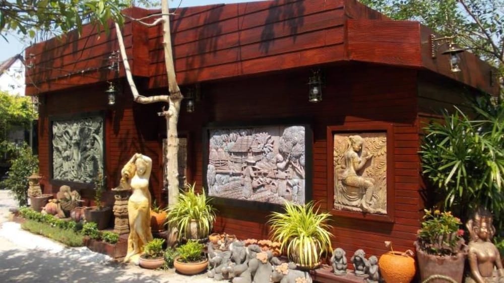 Country View Resort 2/50